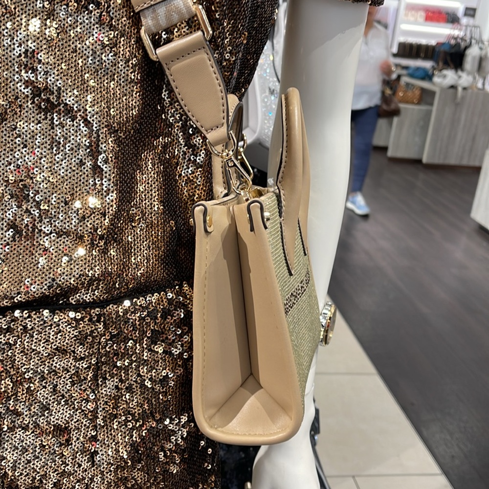 MICHAEL KORS MK
Mirella Extra-Small Logo XS Shopper XBody Leather Crossbody 
NWT - Picture 15 of 16